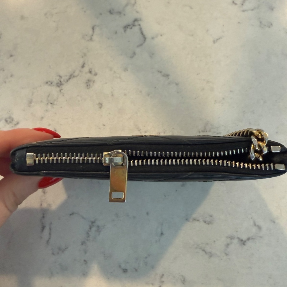 Saint Laurent women’s Monogram Matelasse Leather Zip-Around Wallet - Picture 3 of 3